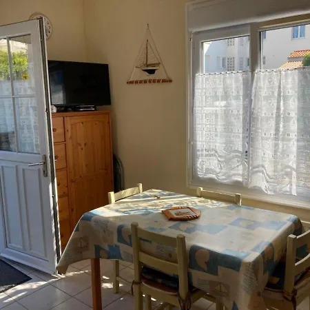 A 80m² De La Avec Terrasse, Jardin Et Parking - 4 Pers, 35m² - Fr-1-540-177 Apartamento *